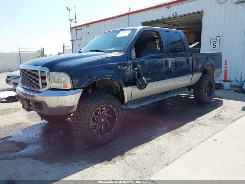 1FTNW21F82ED23253 2002 FORD F250 photo no. 2