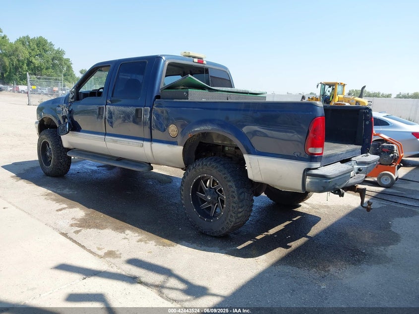 1FTNW21F82ED23253 2002 FORD F250 photo no. 3