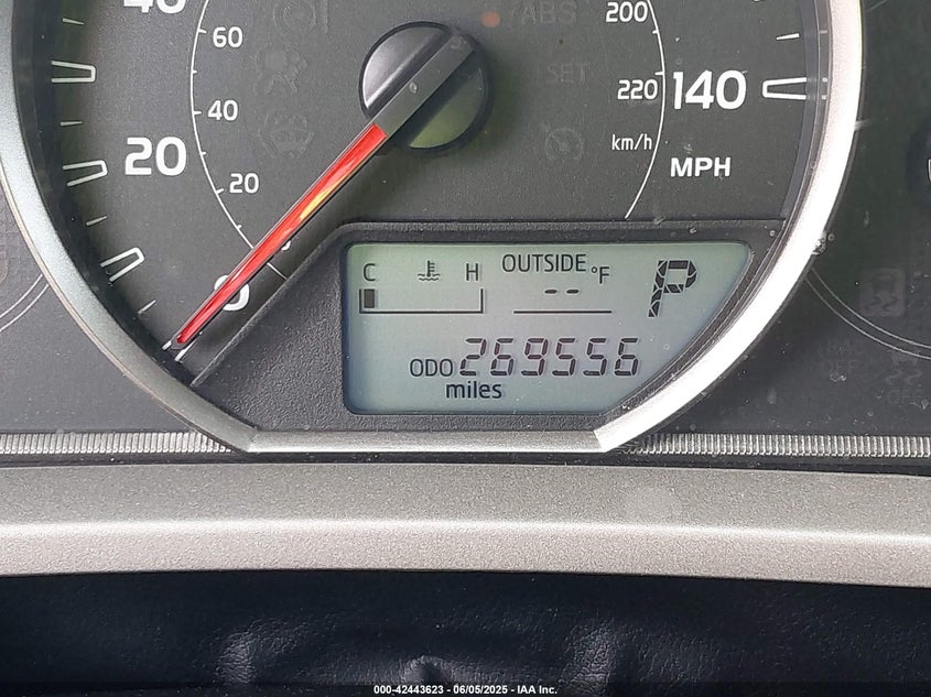 2014 TOYOTA RAV4 XLE - 2T3RFREV1EW183250