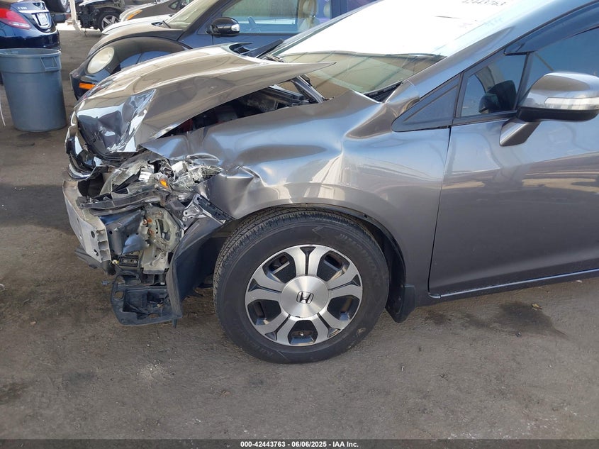 2013 HONDA CIVIC HYBRID VIN: 19XFB4F30DE002275
