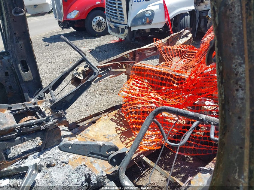 2022 Ford E-450 Cutaway VIN: 1FDXE4FN5NDC36942 Lot: 42443888