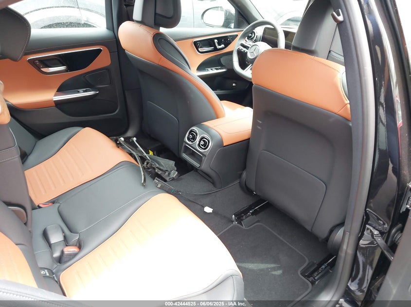 2025 MERCEDES-BENZ C 300 VIN: W1KAF4GB7SR257114