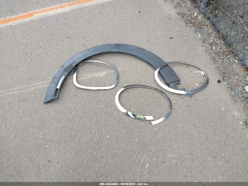 2015 Mini Hardtop Cooper VIN: WMWXS5C53FT827458 Lot: 42444680