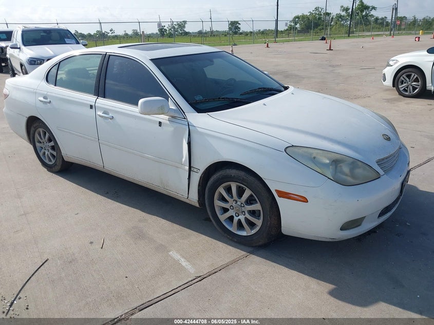 2002 Lexus Es 300 white sedan gasoline JTHBF30G020034348 photo #1