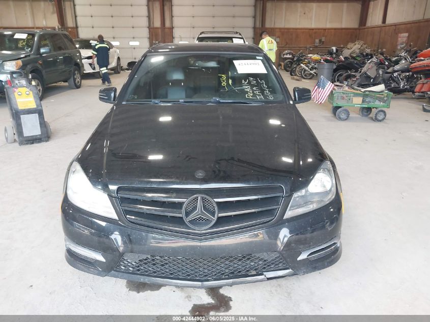 2013 Mercedes-Benz C 300 Luxury 4Matic/Sport 4Matic VIN: WDDGF8ABXDA797181 Lot: 42444902