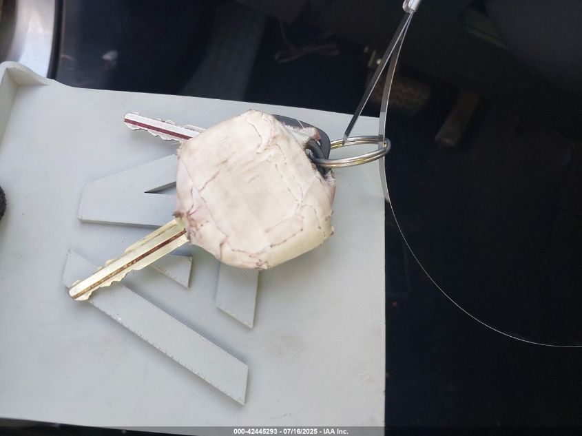 2006 Scion Tc VIN: JTKDE167860100121 Lot: 42445293