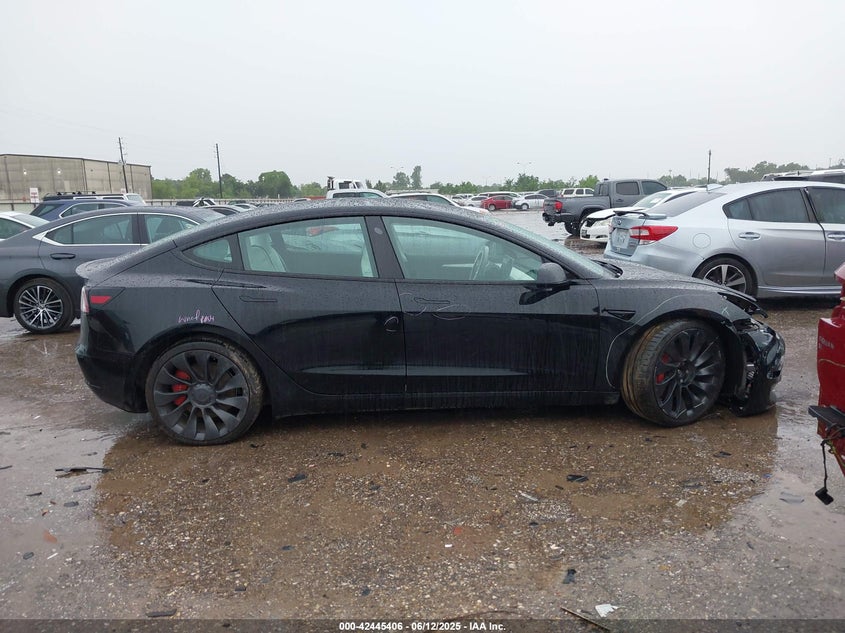 2022 Tesla Model 3 Performance Dual Motor All-Wheel Drive VIN: 5YJ3E1EC9NF354857 Lot: 42445406