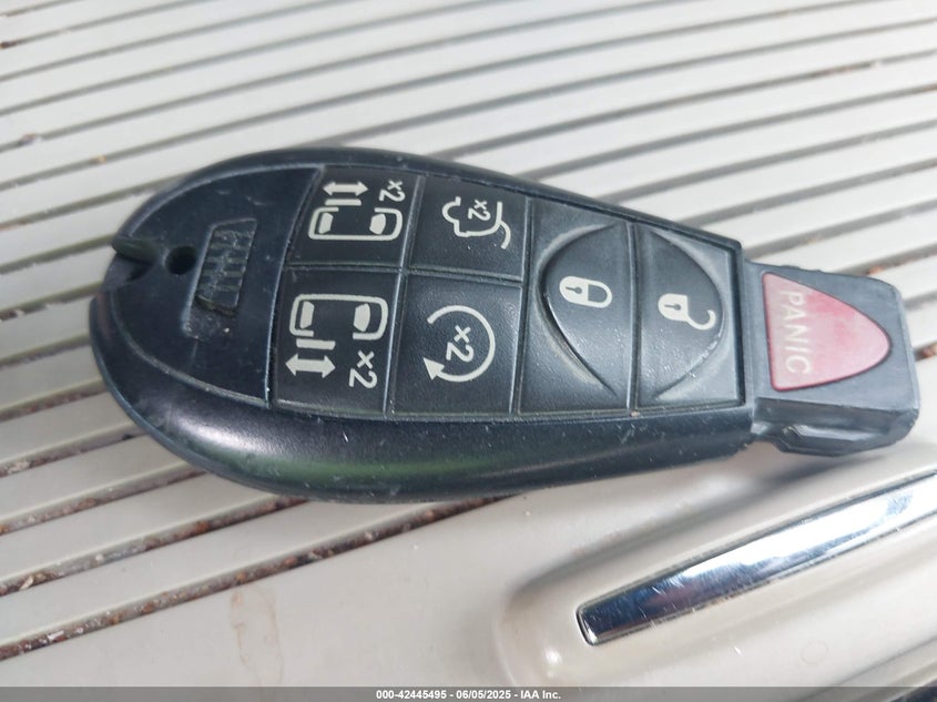 2019 DODGE GRAND CARAVAN SXT - 2C4RDGCG0KR695358