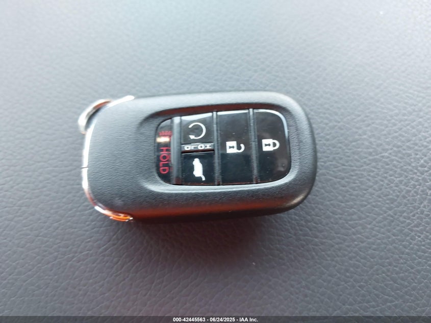 2023 HONDA PILOT VIN: 5FNYG1H85PB025485