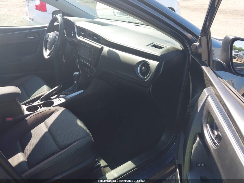 2018 TOYOTA COROLLA VIN: 5YFBURHE7JP808371