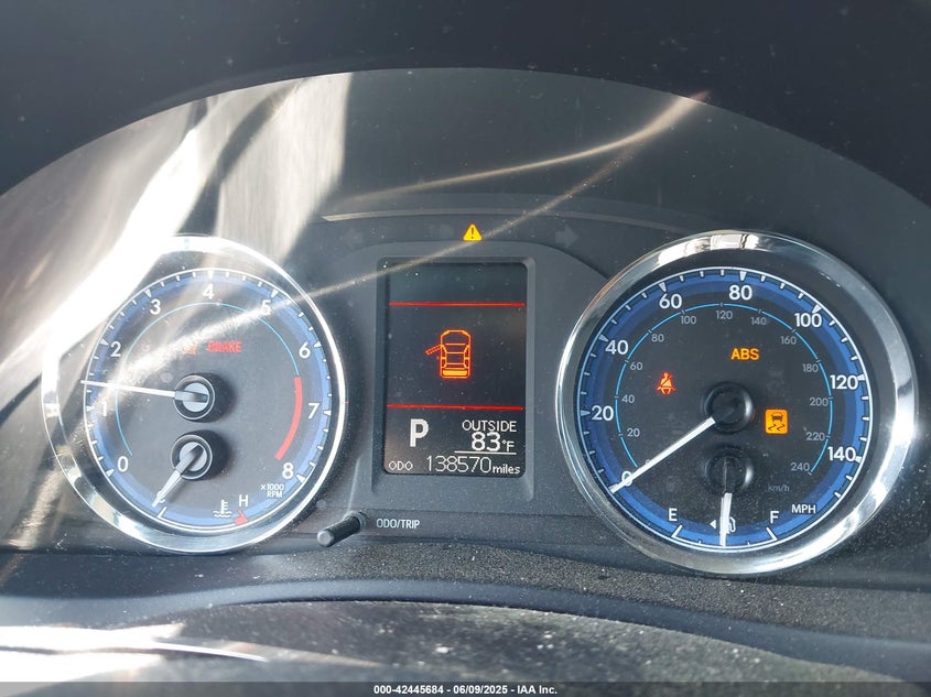 2018 TOYOTA COROLLA VIN: 5YFBURHE7JP808371