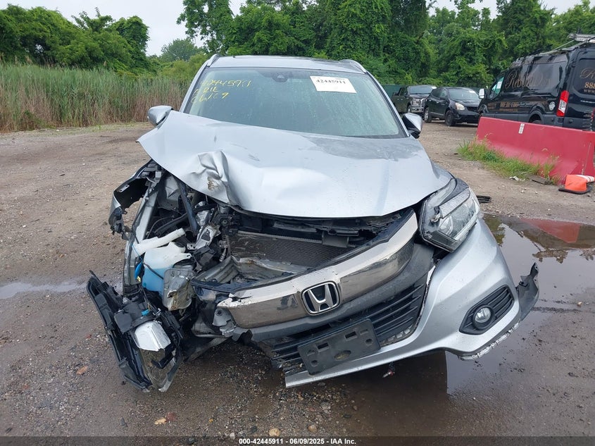2019 HONDA HR-V VIN: 3CZRU6H59KM703671