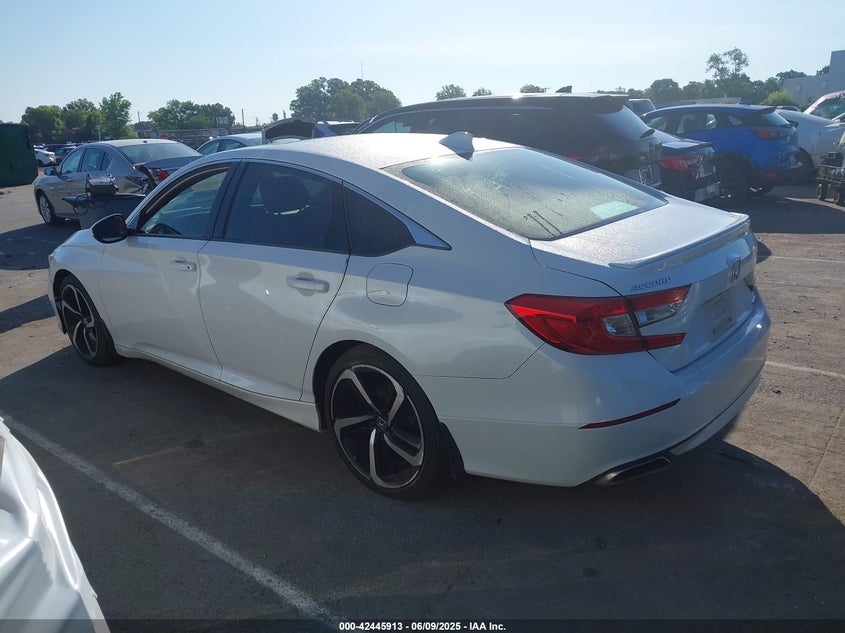 2019 HONDA ACCORD VIN: 1HGCV1F32KA019220