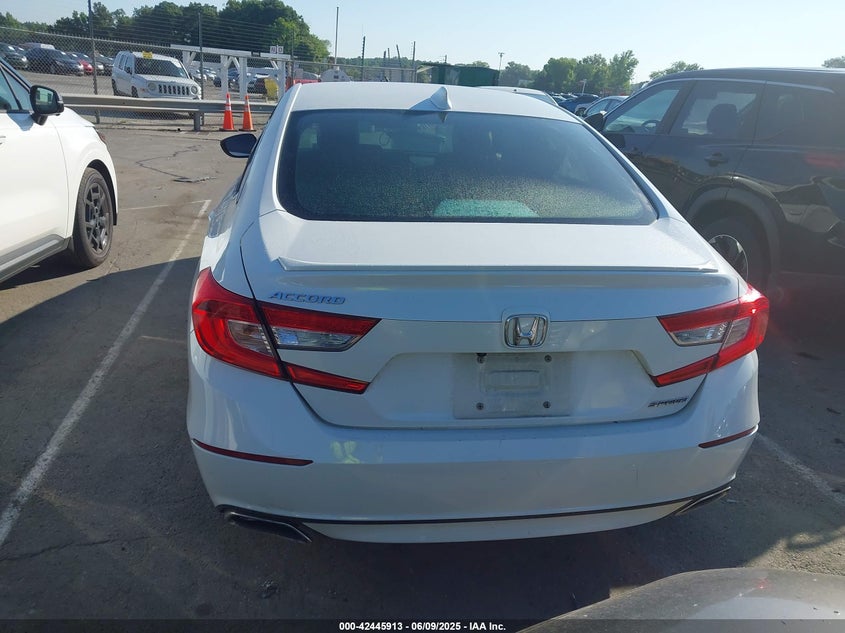 2019 HONDA ACCORD VIN: 1HGCV1F32KA019220