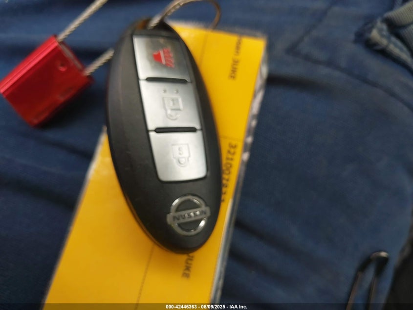 2015 NISSAN JUKE S JN8AF5MR3FT507253