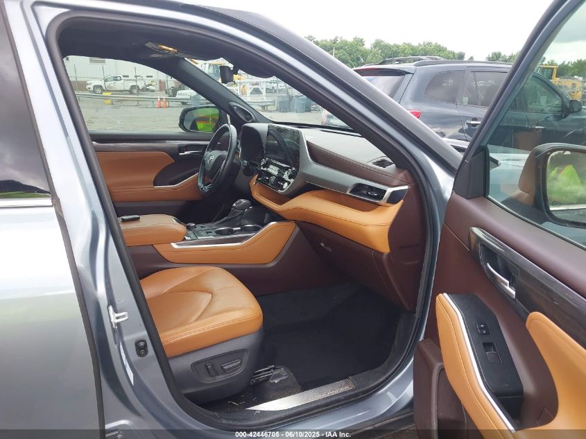 2021 Toyota Highlander - 5TDFZRBH7MS109534