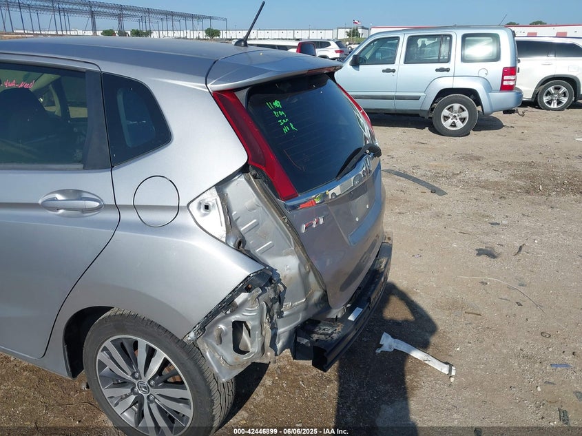 2017 HONDA FIT EX - JHMGK5H71HS017427