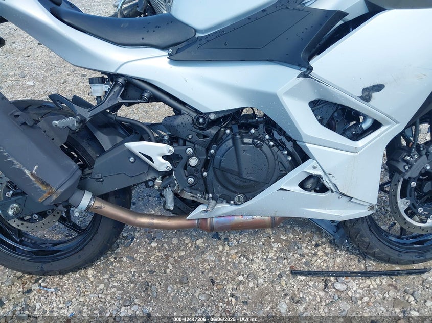 VIN ML5EXGH1XSDA41624 2025 KAWASAKI EX500 H
