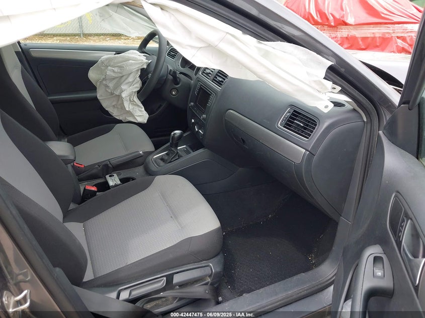 2017 VOLKSWAGEN JETTA 1.4T S - 3VW2B7AJ0HM311372