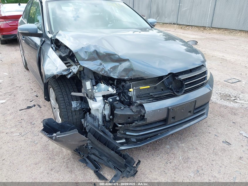 2017 VOLKSWAGEN JETTA 1.4T S - 3VW2B7AJ0HM311372