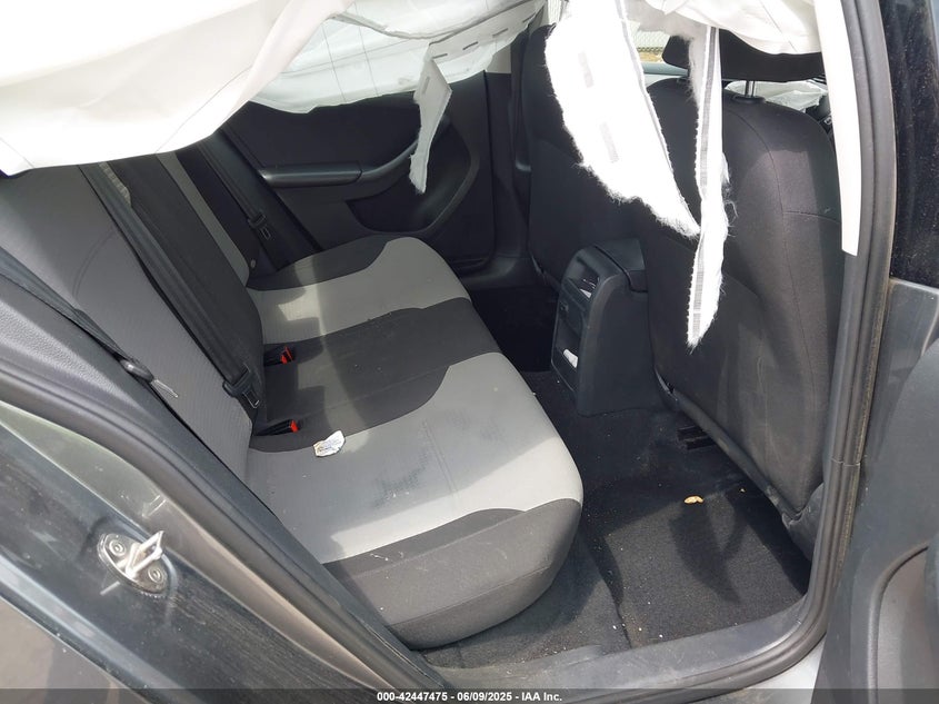 2017 VOLKSWAGEN JETTA 1.4T S - 3VW2B7AJ0HM311372