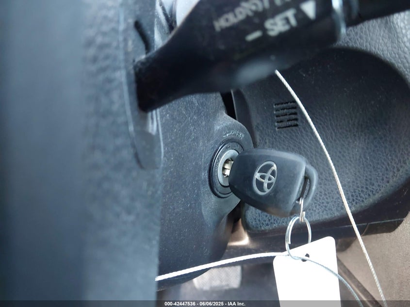 2019 TOYOTA COROLLA SE - 5YFBURHE5KP920278