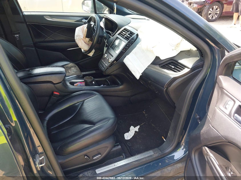 2019 LINCOLN MKC STANDARD - 5LMCJ1C90KUL17338