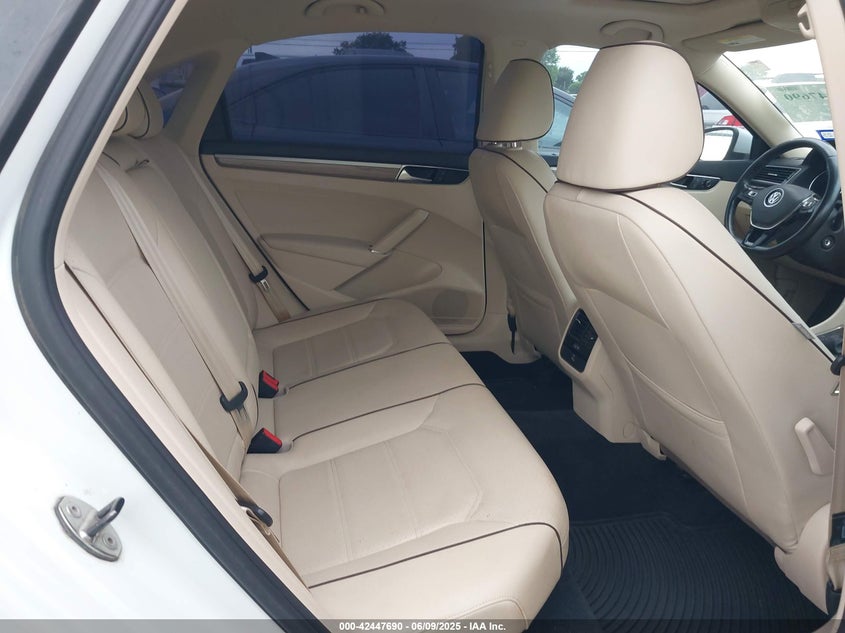 2016 VOLKSWAGEN PASSAT 1.8T SE - 1VWBS7A36GC035393