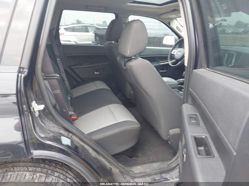 2009 JEEP GRAND CHEROKEE VIN: 1J8GR48K59C555404