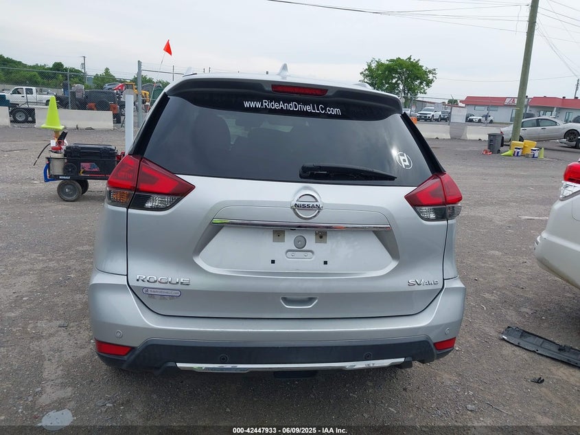 2020 Nissan Rogue Sv Intelligent Awd VIN: KNMAT2MV7LP537019 Lot: 42447933