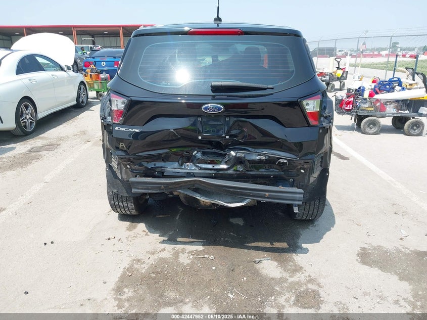 2018 FORD ESCAPE VIN: 1FMCU0F78JUB60610