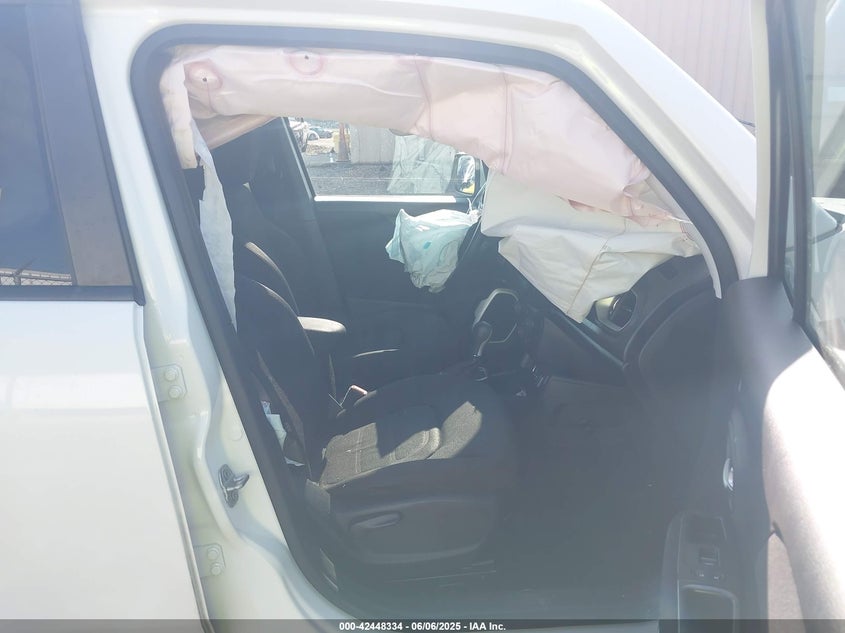 2018 JEEP RENEGADE LATITUDE FWD - ZACCJABB4JPH46333