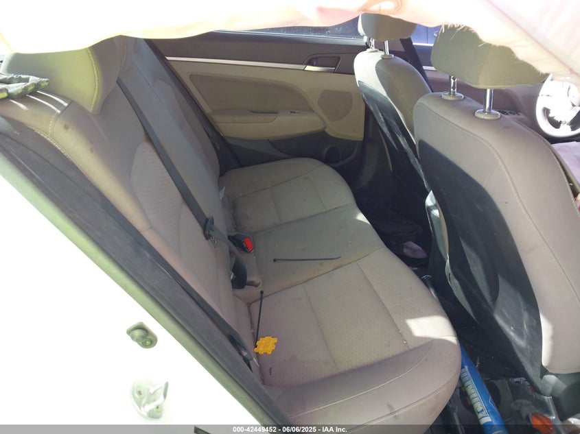 VIN 5NPD84LF0LH600977 2020 HYUNDAI ELANTRA SEL