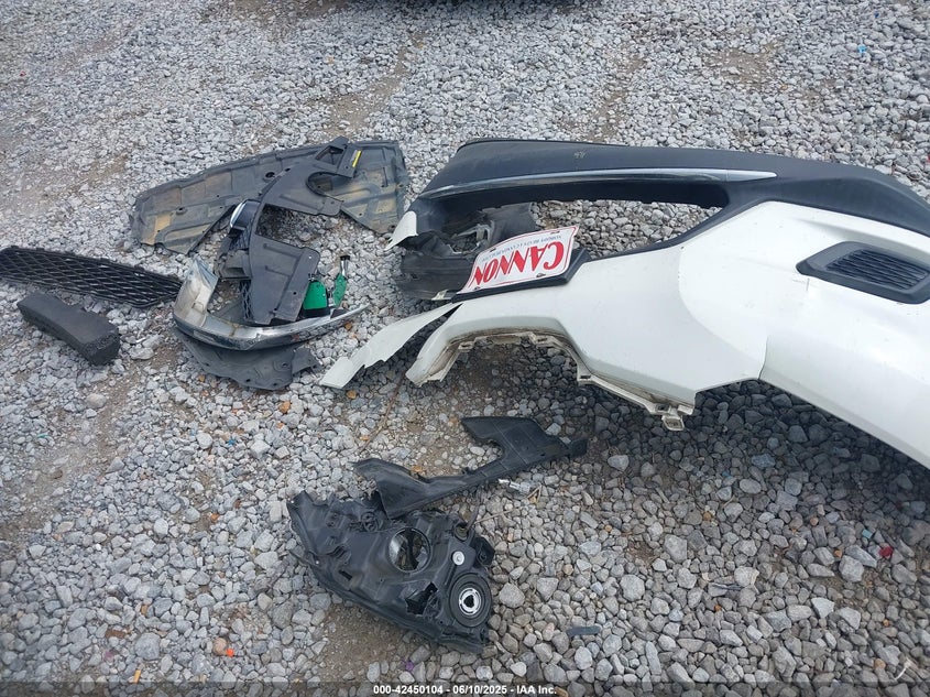 2015 NISSAN ROGUE SV - 5N1AT2ML1FC762381