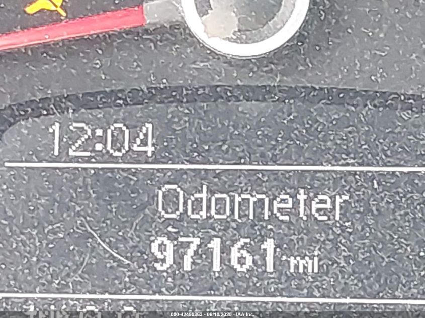 2013 Volkswagen Beetle 2.5L VIN: 3VWJX7AT5DM654445 Lot: 42450363