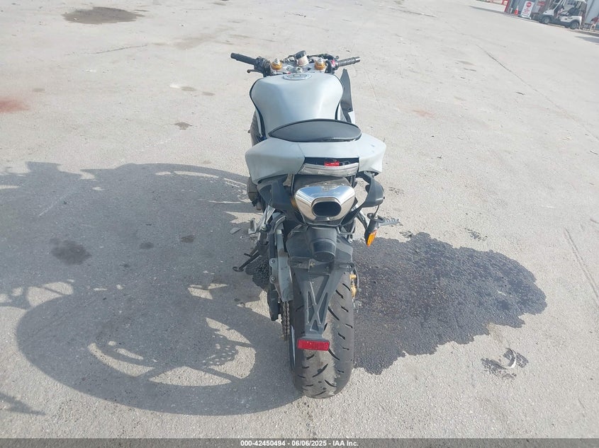 2005 Kawasaki Zx636 C1 VIN: JKBZXJC135A002555 Lot: 42450494