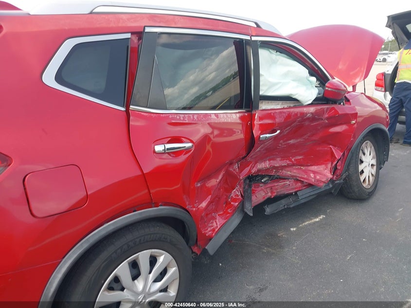 2017 NISSAN ROGUE VIN: JN8AT2MT3HW383652