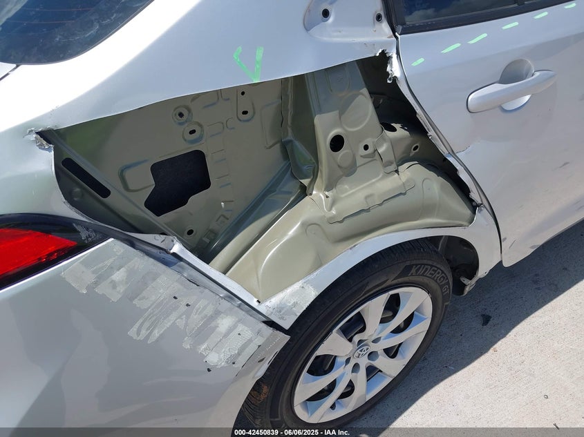 2023 Toyota Corolla Le VIN: 5YFB4MDE4PP047333 Lot: 42450839