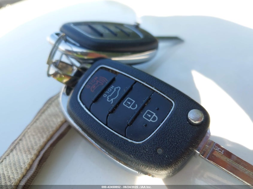 2019 HYUNDAI SONATA SE - 5NPE24AF4KH775708