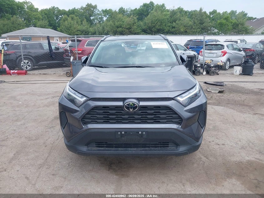 VIN 2T3P1RFV4RC463790 2024 TOYOTA RAV4 XLE/XLE PREMIUM
