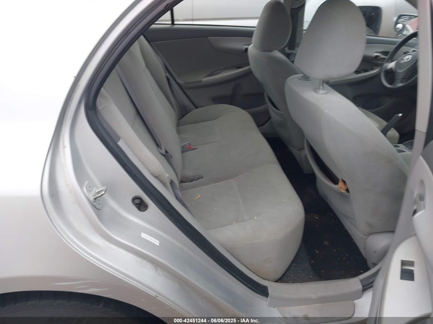 2010 Toyota Corolla Le VIN: 1NXBU4EE4AZ210549 Lot: 42451244