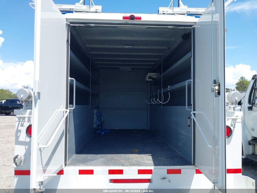 2023 Ford F-600 Chassis - 1FDFF6LT3PDA00171