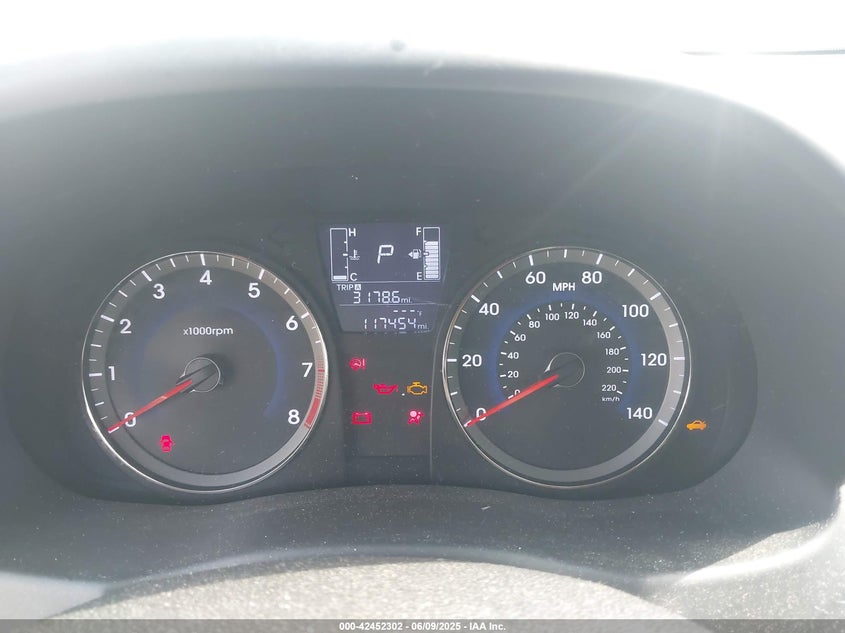 KMHCT4AE2HU332883 2017 HYUNDAI ACCENT photo no. 7