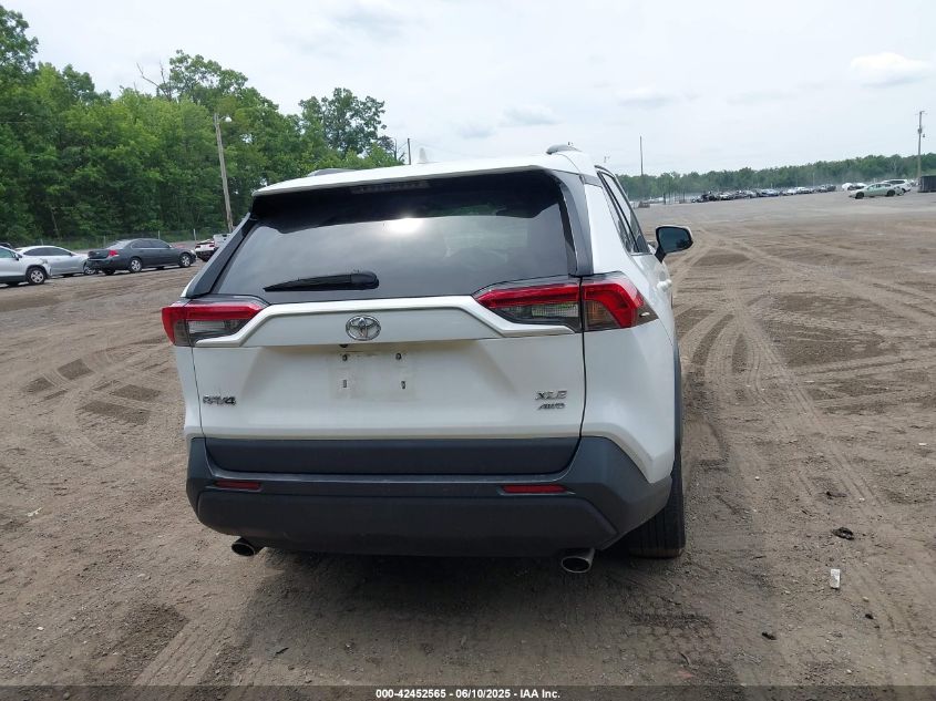 2021 Toyota Rav4 Xle VIN: 2T3P1RFV1MW185910 Lot: 42452565