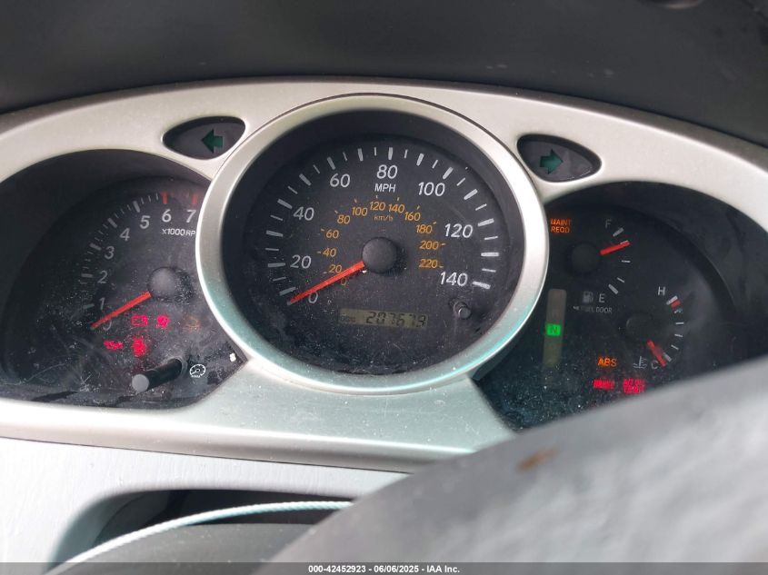 2004 Toyota Highlander Limited V6 VIN: JTEEP21A440024419 Lot: 42452923