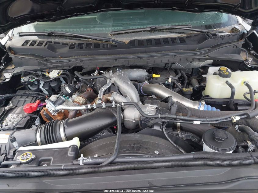 2025 Ford F-550 Chassis - 1FDUF5HTXRDA00083