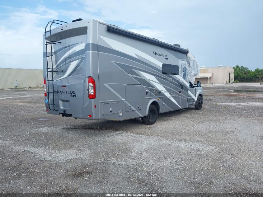 2025 Ford F-550 Chassis - 1FDUF5HTXRDA00083