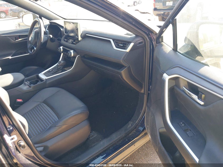2020 TOYOTA RAV4 VIN: 2T3E6RFV3LW002255