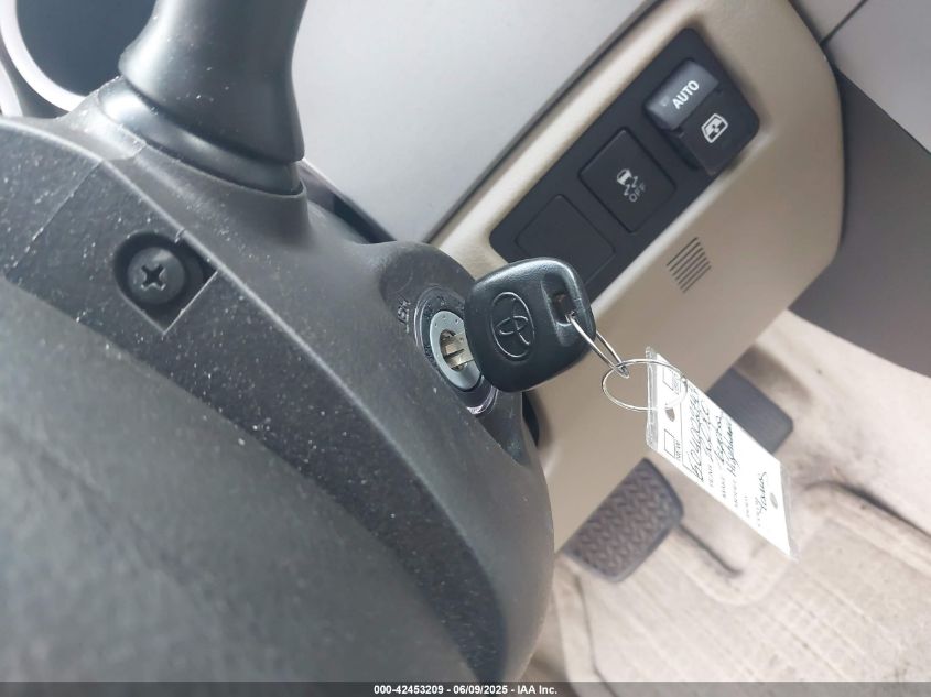 2008 Toyota Sequoia Sr5 5.7L V8 VIN: 5TDBY64A78S018558 Lot: 42453209