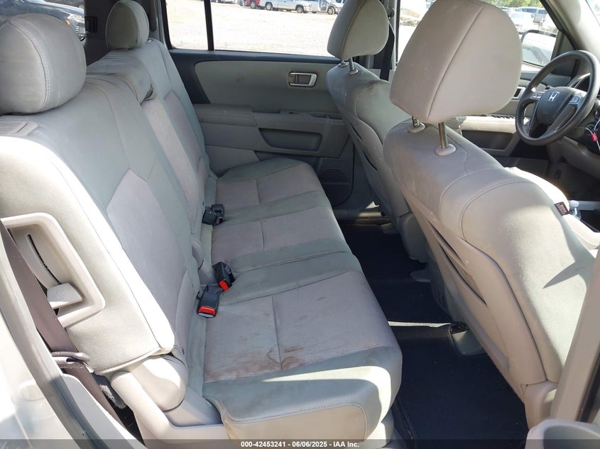 2010 HONDA PILOT VIN: 5FNYF4H42AB024335
